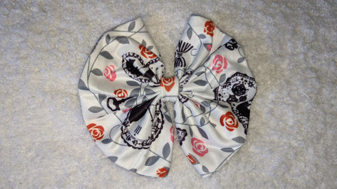 Alice Boutique Fabric Hair Bow