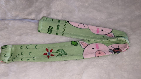 Little Piggy Matching Fabric Pacifier Clips